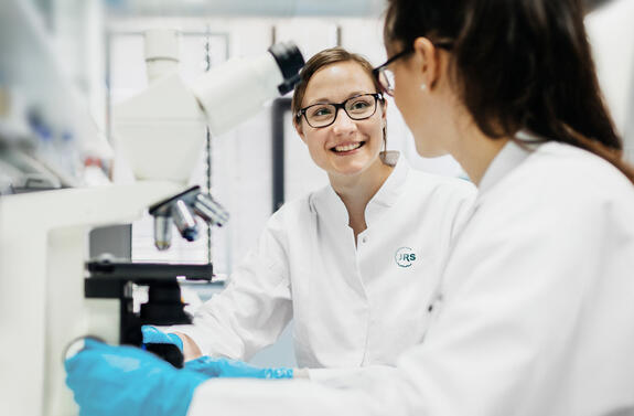 Granulation d'ingrédients pharmaceutiques